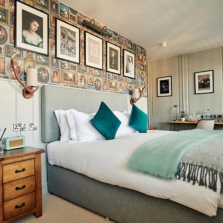 Hare And Hounds - Newbury Hotel Newbury  Bagian luar foto